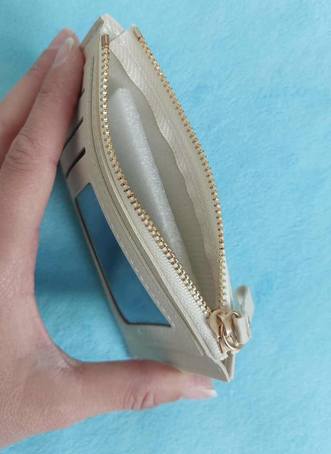 Coffret Femme personnalisé – Porte-clés, porte-monnaie & miroir beige
