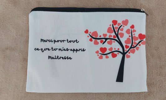 Pochette de fin d'année Maîtresse Arbre Coeurs personnalisable